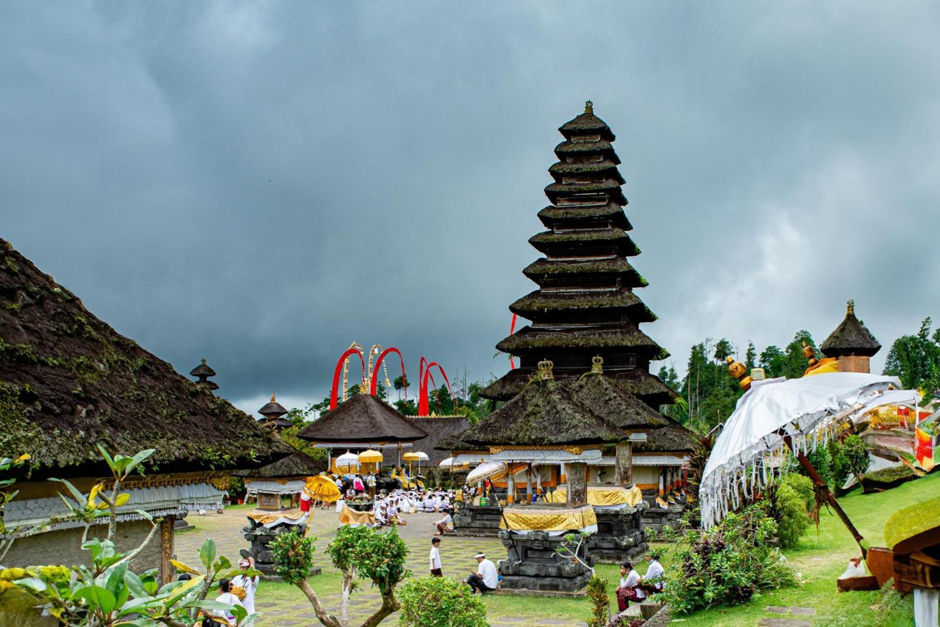 Retreat Villa Toraja Baturinggit Кубу Экстерьер фото